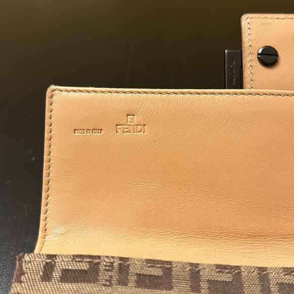 FENDI vintage canvas zucchino long wallet .Beautiful condition! - Picture 11 of 17